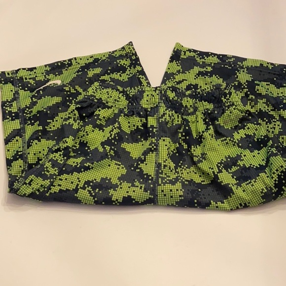 Nike Dri-Fit Shorts - Picture 7 of 9